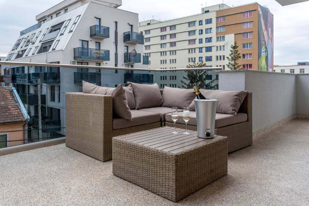 Sarmihouse Aparthotel Cluj-Napoca Eksteriør bilde
