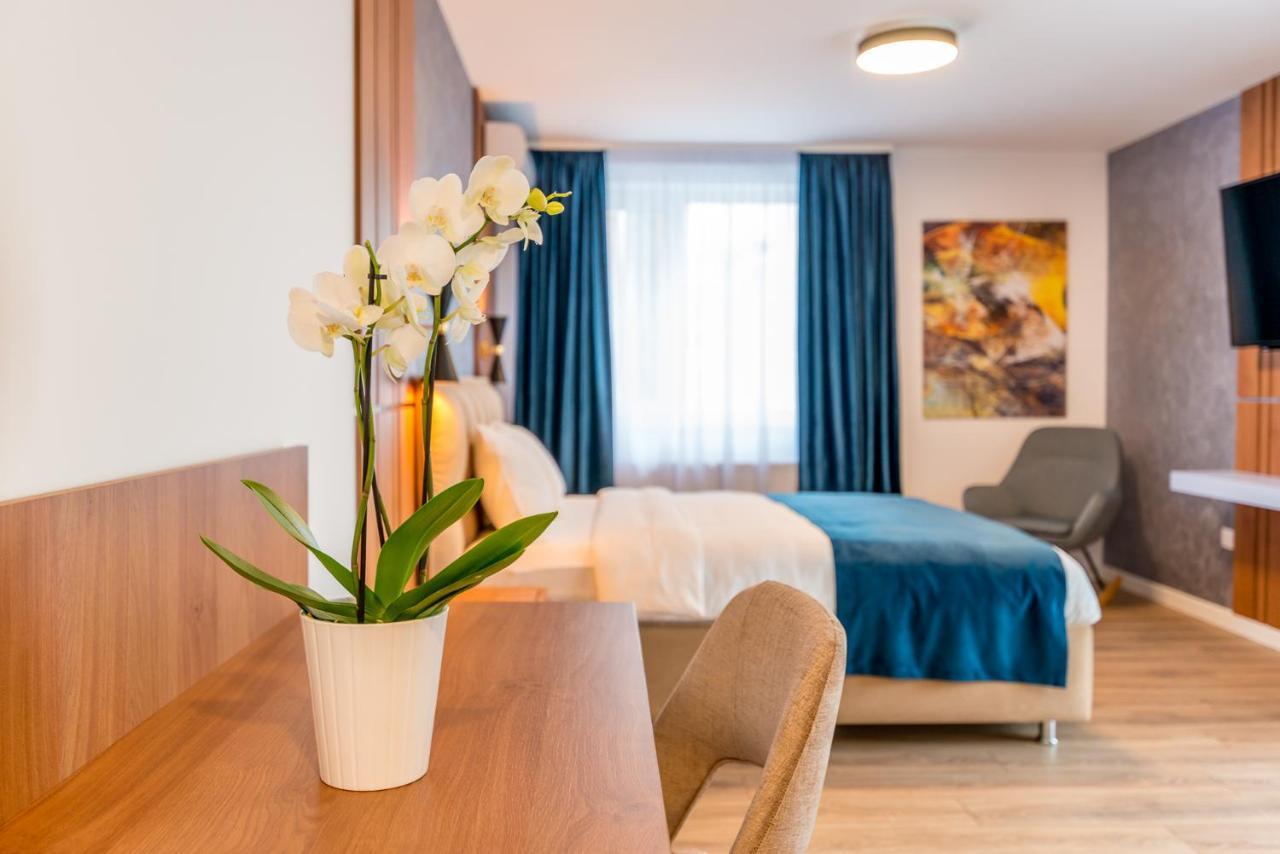 Sarmihouse Aparthotel Cluj-Napoca Eksteriør bilde
